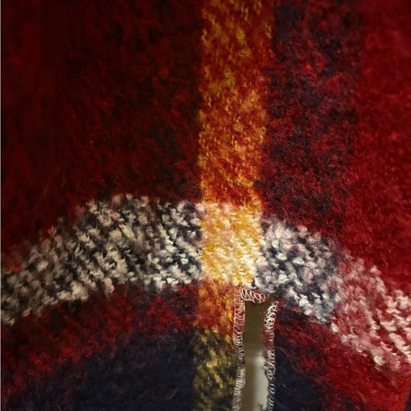 Man of Aran Plaid Shawl & Scarf Made in Ireland OS & NWT!! - Picture 11 of 16